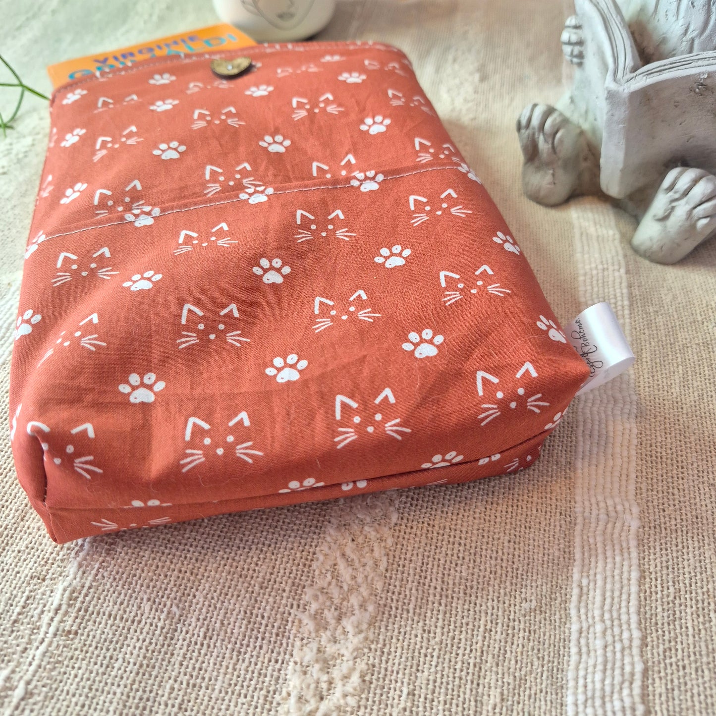 Pochette à livre de poche