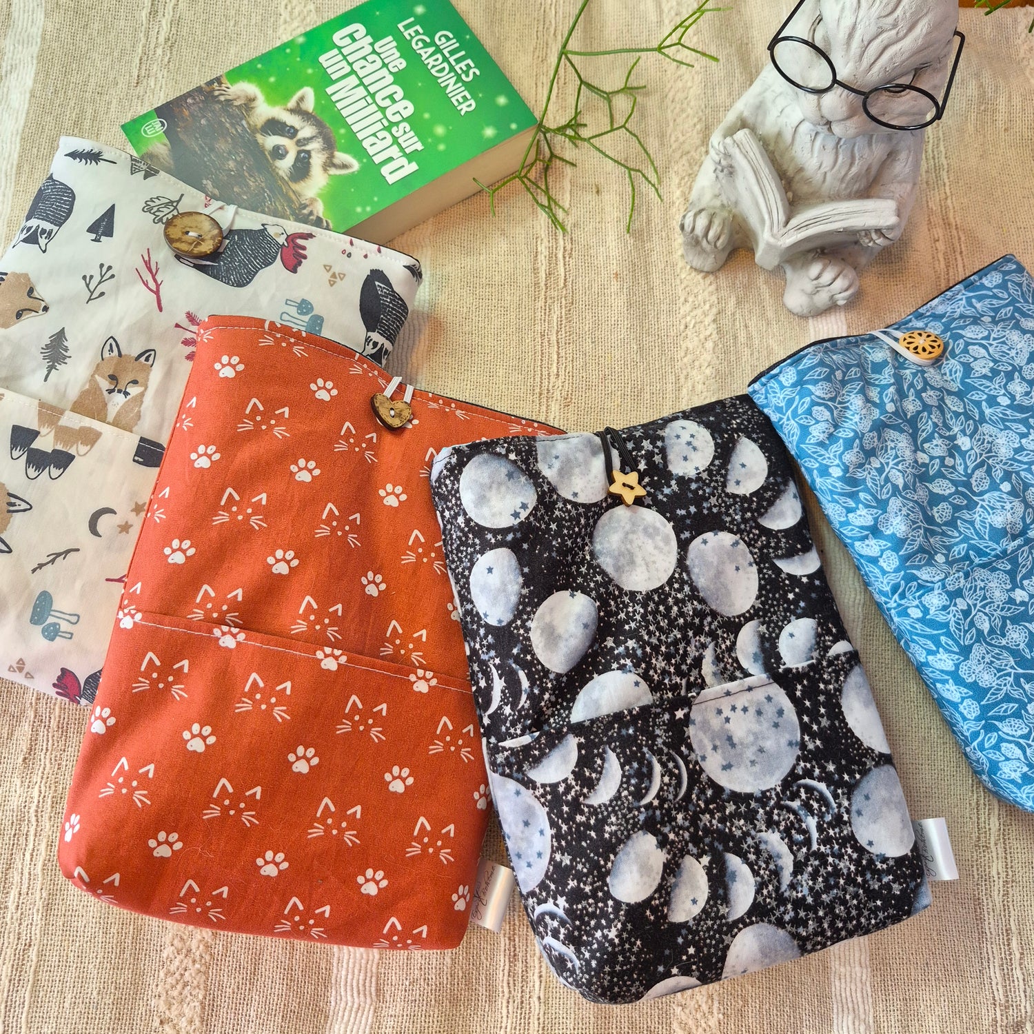 Pochettes à livres de poche