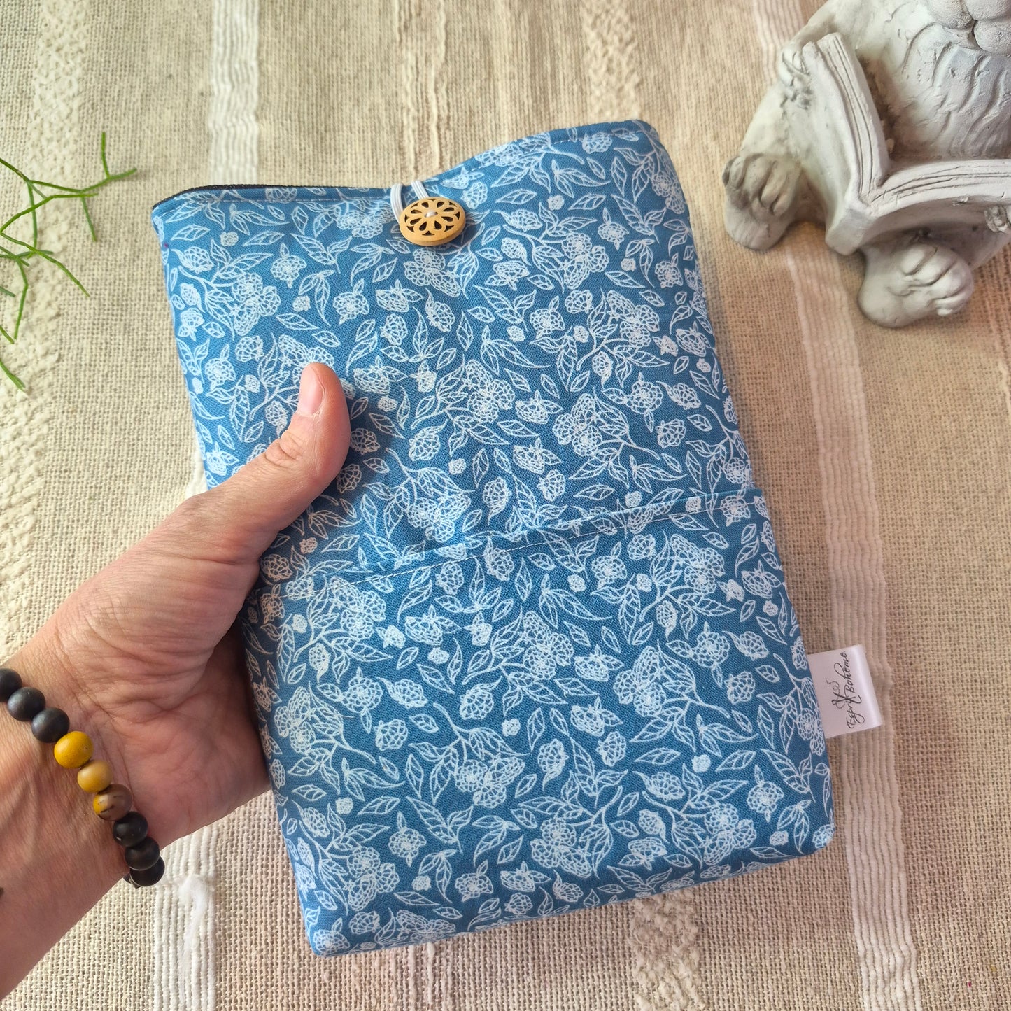 Pochette à livre de poche